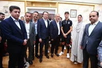 تصویری از اولین دختر ایرانی که رونالدو را در تهران دید