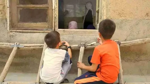 خطر ترک تحصیل فرزندان طبقه‌ی کارکر