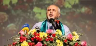 ظریف: ما نمی‌خواهیم هیچ نان‌آور خانواده‌ای در برابر فرزندانش شرمنده باشد