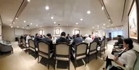 ظریف: وظیفه من و پمپئو این است که تلاش کنیم از جنگ دوری ورزیم| طرح "صلح هرمز" جدی است
