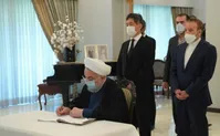 ادای احترام روحانی به آبه شینزو/ باید برای رسیدن به جهان عاری از خشونت تلاش کنیم