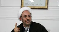 اظهارات یونسی درباره دسترسی احمدی‌نژاد به پرونده‌های سری وزارت اطلاعات، حکمیت رهبری در ماجرای زهرا کاظمی و اتهام جاسوسی سیدامامی/می‌شد با تدبیر از حادثه خیابان پاسداران جلوگیری کرد/روحانی ناچار است مظلومانه به خاطر منافع ملی سکوت اختیار کند