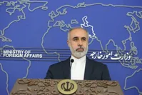 تنش بین ایران و انگلیس| از بازداشت معاون سفیر تا ادعای توقیف محموله تسلیحات ایرانی