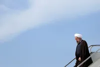 تصاویر/ورود روحانی به ونزوئلا و دیدار با مادورو