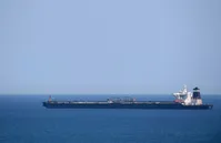 ادعای نیروی دریایی آمریکا مبنی بر توقیف یک کشتی تجاری توسط ایران