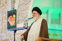 علم‌الهدی: در شرایطی که یمن با موشک در غزه دفاع می‌کند، ما با آمریکا مذاکره کنیم؟