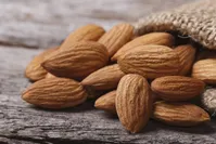 بادام تلخ را با این همه خواص از دست ندهید