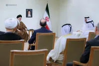 رهبر انقلاب: راه‌حل مسائل منطقه گفتگو بدون دخالت عوامل خارجی است