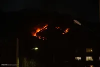 آتش‌سوزی در کوه طاقبستان+تصاویر