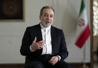 عراقچی: در لحظه شهادت رهبری، من در دفتر ایشان بودم که مورد حمله قرار گرفت
