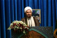 امام جمعه تهران: آمریکا باید گورش را از خاورمیانه گم کند / حضور شهردار انقلابی برای مردم امیدبخش است