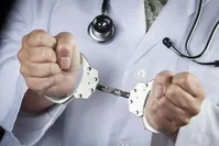 روایتی از بازداشت پزشکان پس از اعتراضات دی‌ماه/ در دی ماه ۲۵ هزار مجروح داشتیم