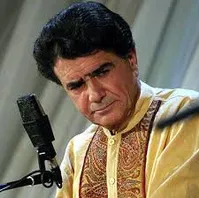 "ربنا" متعلق‌ به‌ من نیست، جزو زندگی‌ مردم است/جهان‌ من ایران است/من برای دل مردمم می‌خوانم و از دردِ آن‌ها می‌گویم
