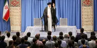 رهبر انقلاب: می‌توانستیم "بمب هسته‌ای" بسازیم ولی نساختیم؛ مطلقاً حرام است| جوان نخبه پاره‌ تن ایران است| یک جریانی، نخبگان را از ماندن در کشور دلسرد می‌کند