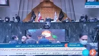 تصویری از ابراهیم رئیسی درحال دفاع از کابینه پیشنهادی