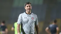 دو شغله بودن کار دست کریم باقری داد