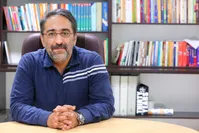 فیلم| اظهارنظر عجیب مجری تلویزیون: رهبر انقلاب من را تایید کرده است!