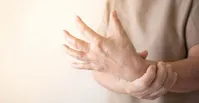 این علائم ساده نشانه نقرس است