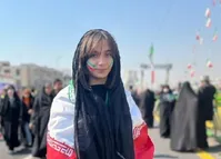 روزنامه های اصولگرا: بی حجاب ولی حامی نظام باشید!