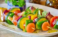 غذا‌های مناسب دوران یائسگی کدامند؟