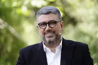 عکس| کنایه رضا رشیدپور به روزنامه کیهان: از نبودنم مطمئن باشید