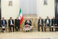 آیت‌الله هاشمی: دولت احمدی‌نژاد باعث انحراف در مسیر اقتصاد کشور شد