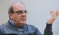 عباس عبدی: فرایند خالص‌سازی مثل ماری است که از دُم خود ارتزاق می‌کند