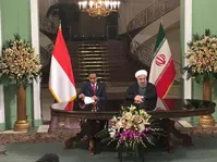 روحانی:همکاری ایران و اندونزی به نفع امنیت منطقه و جهان اسلام است