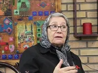 مینو محرز: تجمعات را تعطیل کنید/ از تعطیلی حج که بالاتر نداشتیم