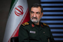 محسن رضایی به کشورهای همسایه: اگر پروازهایمان را ممنوع کنید، فرودگاه‌هایتان پرواز نخواهد داشت / ترامپ ایران را به قدرت چهارم جهان تبدیل کرد