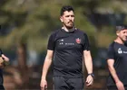 مربی پرسپولیس در عمان گرفتار شد!