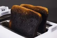 همه چیز درباره ارتباط خوردن نان سوخته با ابتلا به سرطان