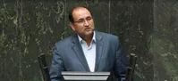 نماینده مجلس: دولت هر وقت پول مردم را جمع کرد، بورس را نزولی می‌کند!