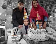 عکس| محمود پاک‌نیت و همسرش در یک جشن تولد