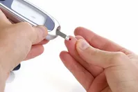 کنترل کلسترول به کاهش ریسک بیماری قلبی کمک می‌کند