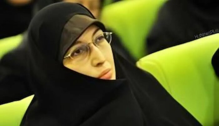 تشییع ۴ عضو خانواده رهبر شهید