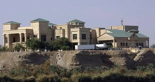کاخ ریاست&zwnj;جمهوری صدام در تکریت
او پول&zwnj;های هنگفتی در بانک&zwnj;ها داشت و آمریکایی&zwnj;ها هنوز هم از دارایی&zwnj;های خانواده صدام در تعجب هستند.