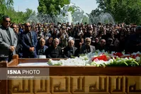 پیکر بهنام صفوی در "بهشت معصومه" شاهین‌شهر آرام گرفت