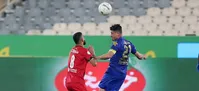 پرسپولیس با شکست استقلال صدرنشین شد/ اولین پیروزی یحیی و شکست فرهاد