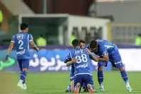 جدول رده‌بندی لیگ برتر فوتبال | استقلال صدر را از پرسپولیس پس گرفت