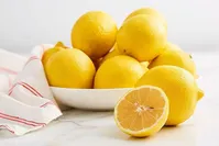 افراد دیابتی و کسانی که به رفلاکس معده مبتلا هستند این میوه را نخورند