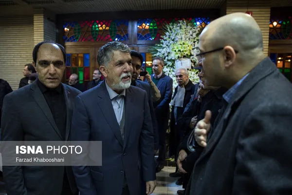سید عباس صالحی، وزیر فرهنگ و ارشاد اسلامی در مراسم ترحیم مرحوم حسین محب اهری
