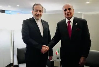 عراقچی: بازگشت امنیت به تنگه هرمز مستلزم توقف اقدامات ناامن‌ساز آمریکا است