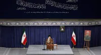 رهبر انقلاب: انتخابات جلوی دیکتاتوری، هرج و مرج و ناامنی را می‌گیرد| مشکلات کشور با حضور در انتخابات حل می شود