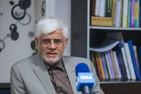 عارف: برای انشقاق در جبهه اصلاحات دست به دامن جعل خبر می‌شوند