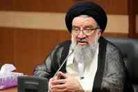 واکنش احمد خاتمی به اعتراضات: کور خواندند؛ این انقلاب به دست صاحب اصلی‌اش سپرده خواهد شد