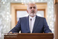 ظریف: خواهان جنگ نیستیم اما برای دفاع از خود تعلل نخواهیم کرد