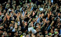تذکر صریح رهبرانقلاب در واکنش به شعارهای دلواپسانه در حرم امام: رقابت‌های انتخاباتی سرجای خودش اما اتحاد باید حفظ شود+تصاویر