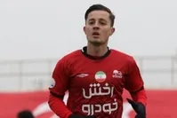 عکس| سرما تا مغز استخوان ستاره تراکتور