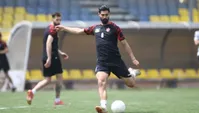رضا اسدی برای جدایی از پرسپولیس دو دل شد؟
